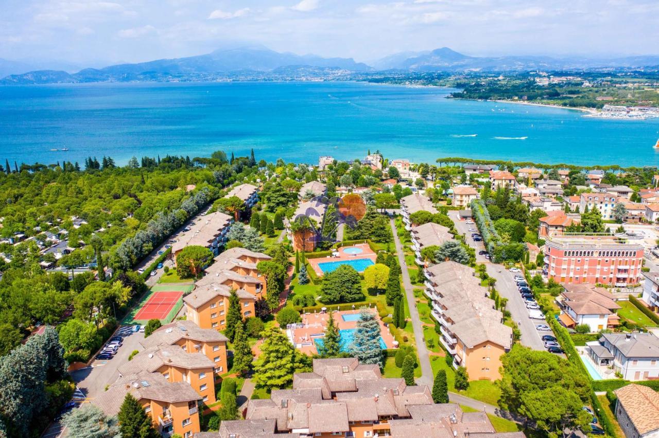 פסקיארה דל גארדה Panorama Apartment Peschiera מראה חיצוני תמונה